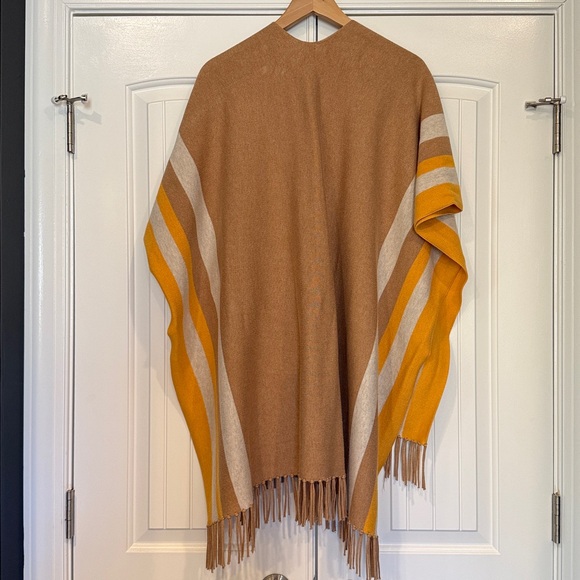 Talbots Ruana Wrap - Picture 5 of 10